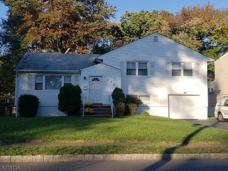228 Lelak Ave - Photo 1
