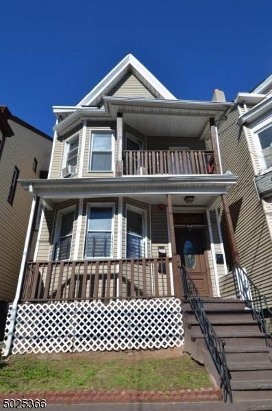 133 12TH AVE - Photo 1