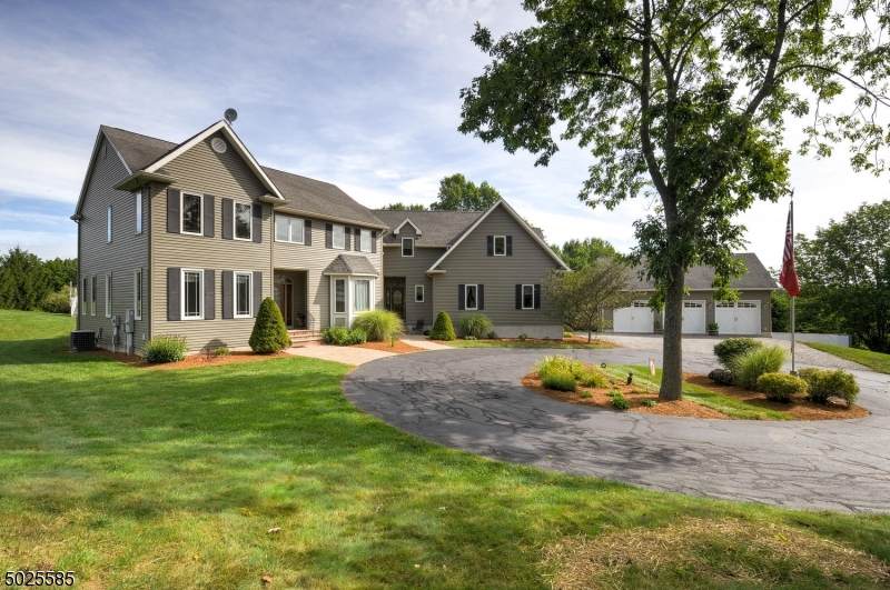 1 Cassandra Ct - Photo 1