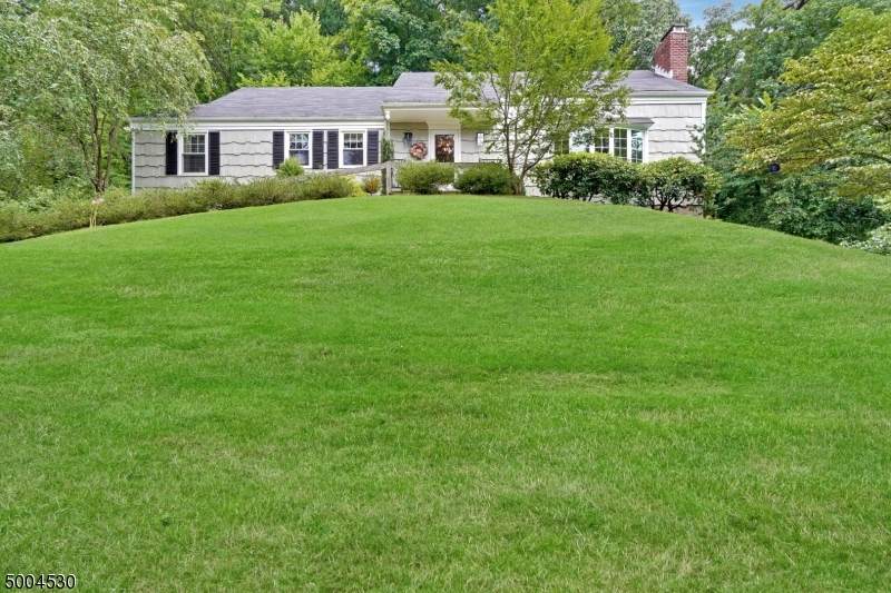 1118 Sky Hill Rd - Photo 1