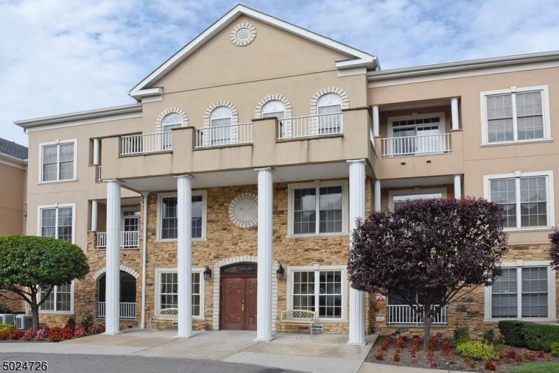 1202 Bush Cir - Photo 1