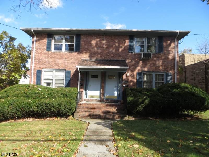 623 Bloomfield Ave, Apt 2-L - Photo 1