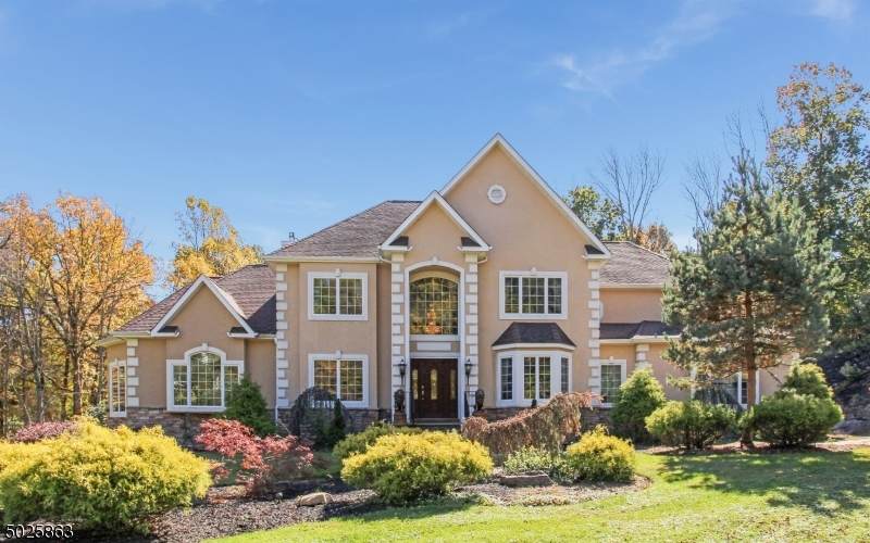 9 Benham Way - Photo 1