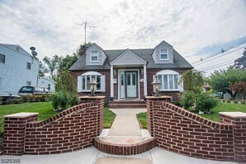 48 Campbell Ave - Photo 1