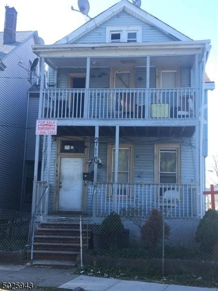 712 E 18Th St - Photo 1