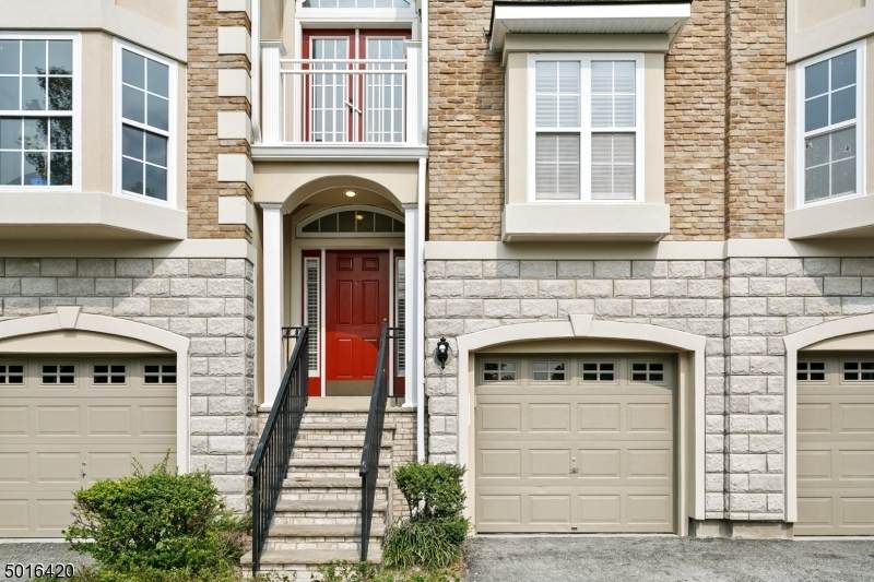 66 Mallard Pl - Photo 1
