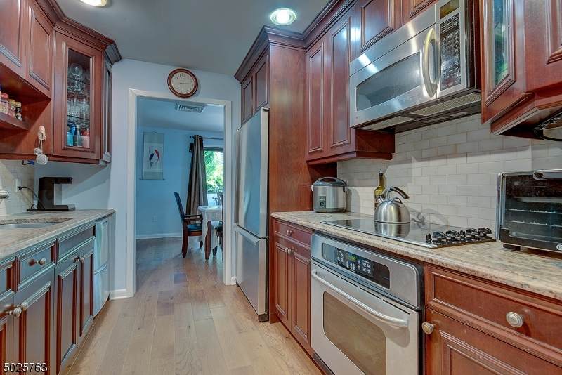 2 Cerone Ct - Photo 1