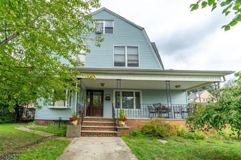 229 Montclair Ave - Photo 1