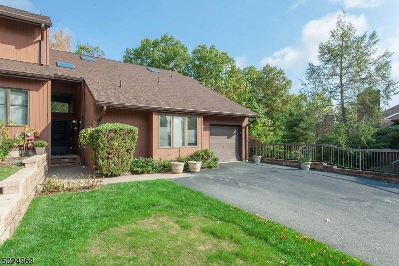 72 Sullivan Dr - Photo 1