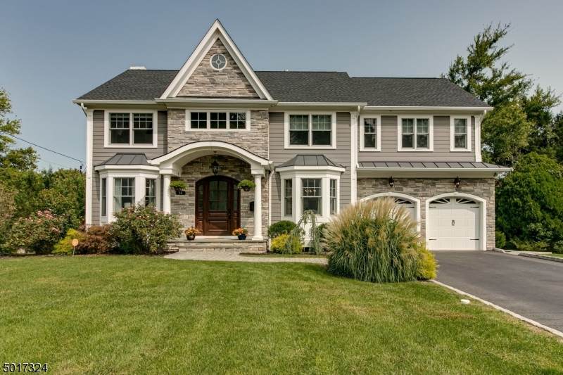 14 Wychview Dr - Photo 1