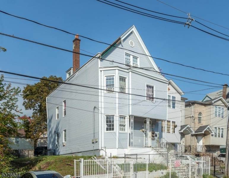 689 S 17Th - Photo 1