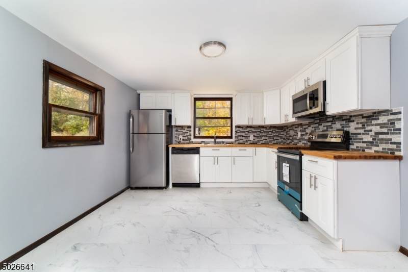 5 Shaytown Rd - Photo 1