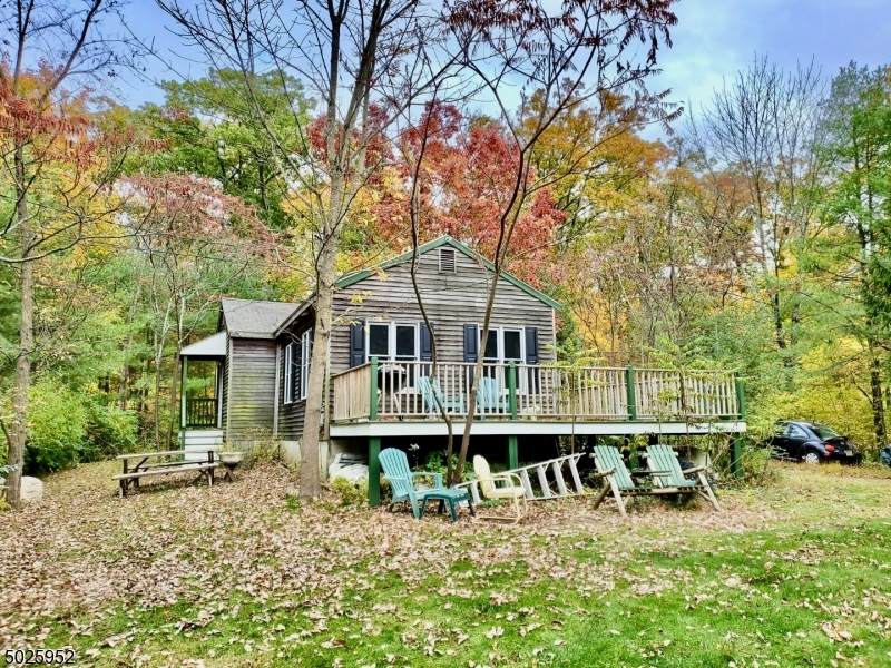 30 Myrtle Ave - Photo 1