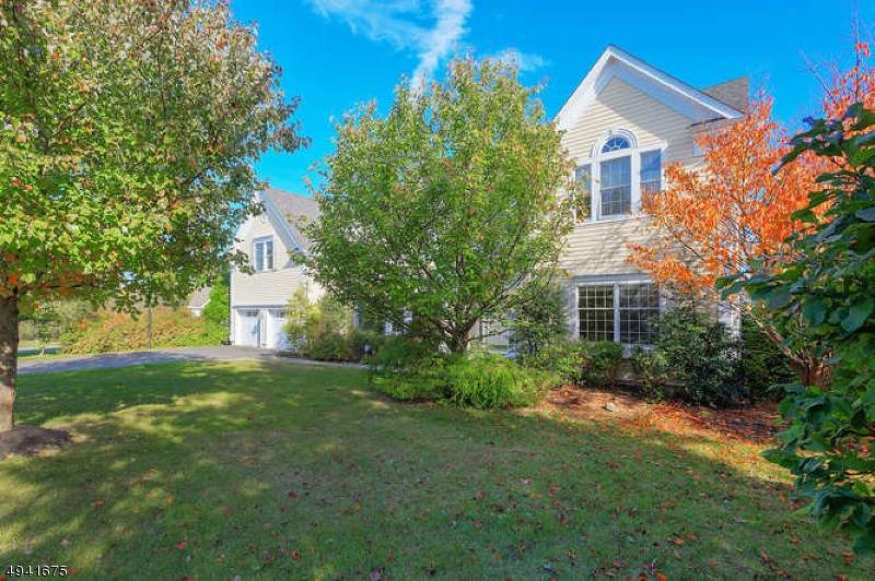 17 Stirling Rd - Photo 1