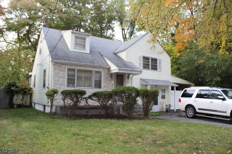 1161 Inwood Pl - Photo 1