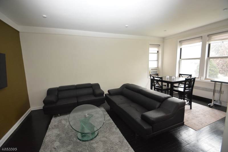 975 Teaneck Rd - Photo 1