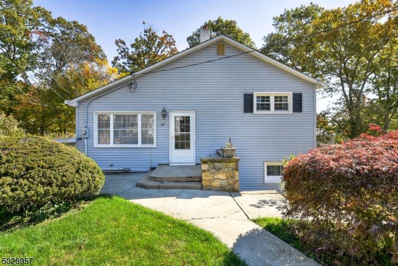 311 Elmira Trl - Photo 1