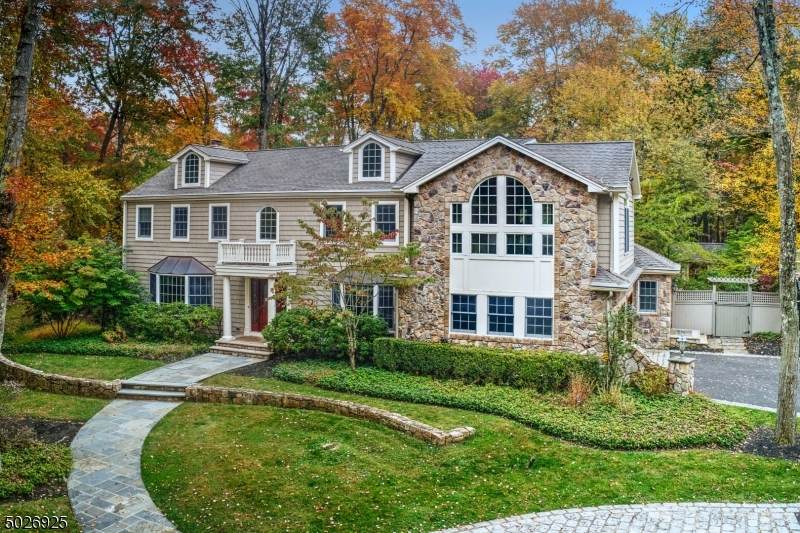 4 Forest Dr - Photo 1