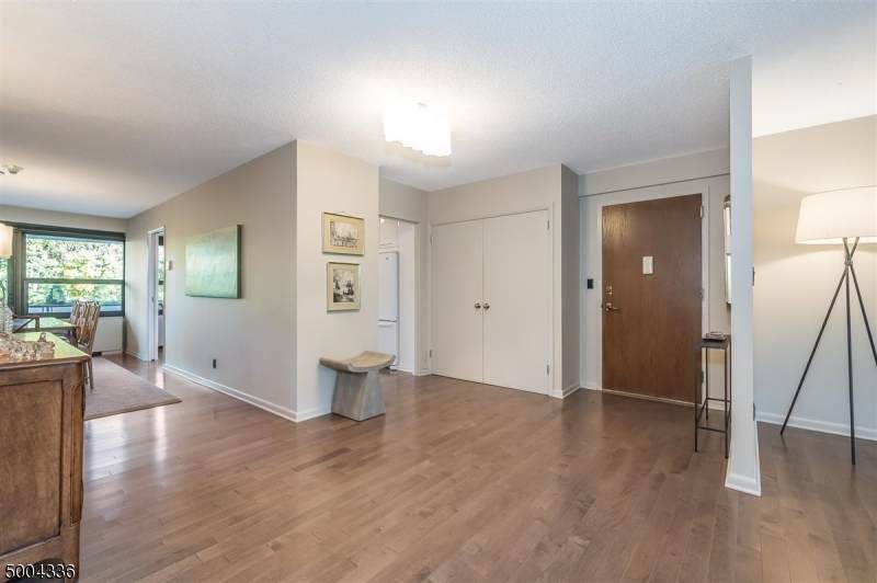 2 Claridge Dr 1He - Photo 1