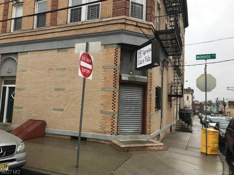 45 Monroe St 1 - Photo 1