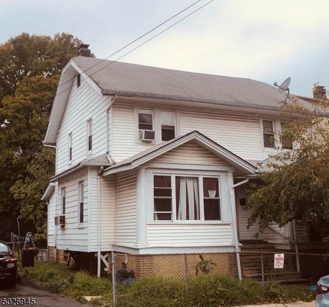37 Grand Ave - Photo 1