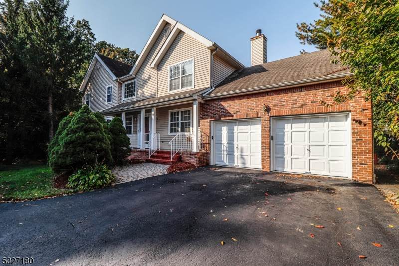 110 Nostrand Rd - Photo 1