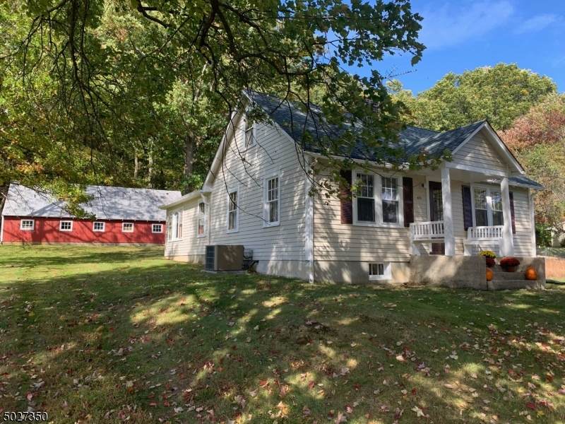 426 Charlestown Rd - Photo 1