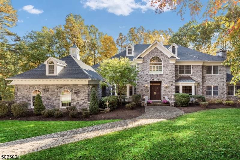 12 Cobblefield Dr - Photo 1