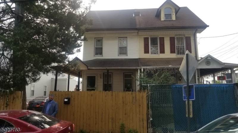 135 N 28Th St - Photo 1