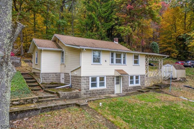 22 Fine Rd, Or 14 Superfine - Photo 1