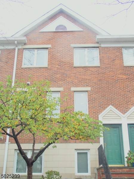 52 Ridgedale Ave - Photo 1