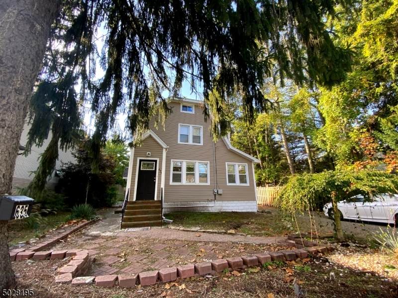 635 Ridgewood Rd - Photo 1