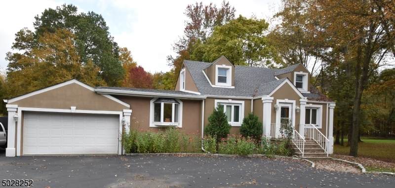 136 Valley Rd - Photo 1