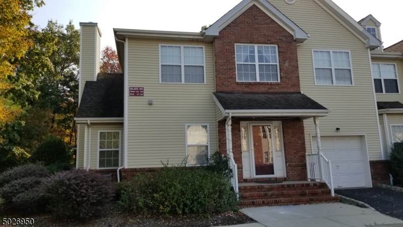 202 Pinelli Dr - Photo 1