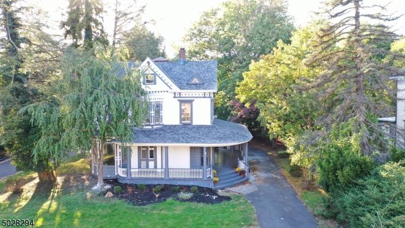 940 Central Ave - Photo 1