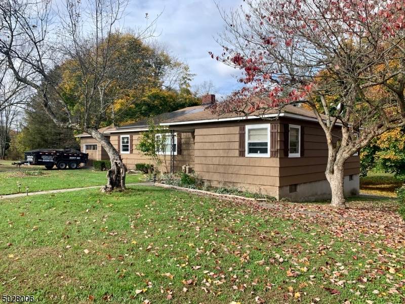 8 River Rd - Photo 1
