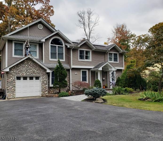 100 Chestnut Dr - Photo 1