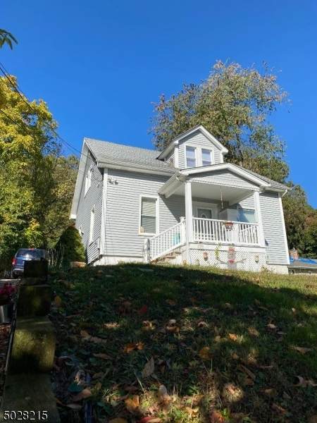139 Millbrook Ave - Photo 1