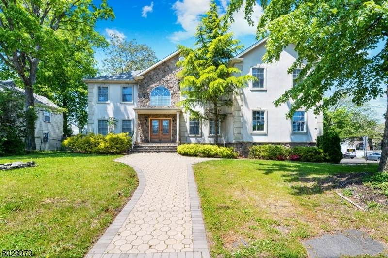 330 Mountain Ave - Photo 1