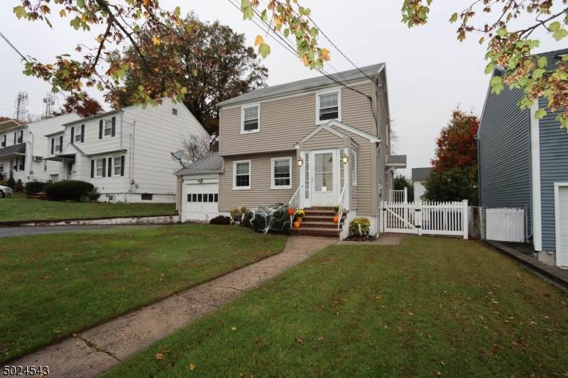82 Ohlson Ave - Photo 1