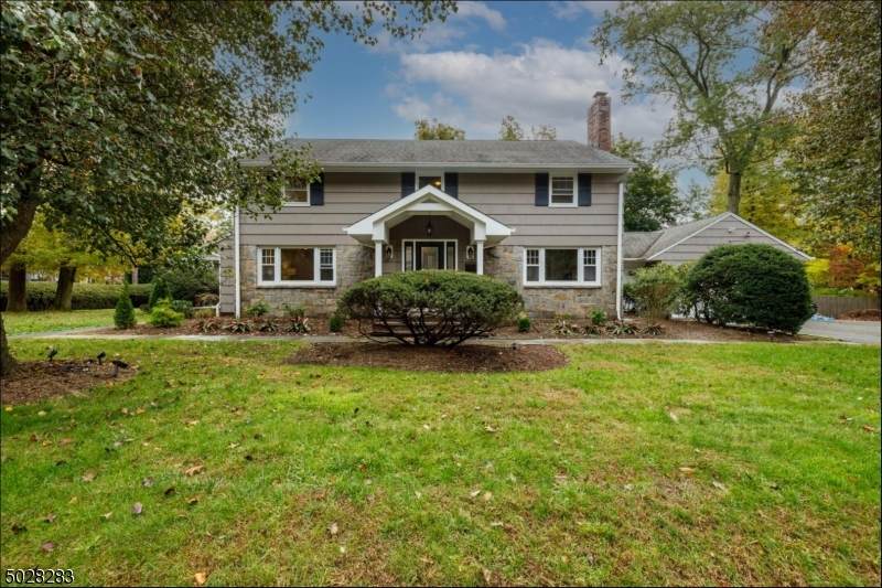 297 Hillsdale Ave - Photo 1