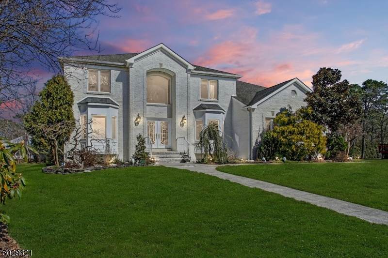 31 Stoneham Dr - Photo 1