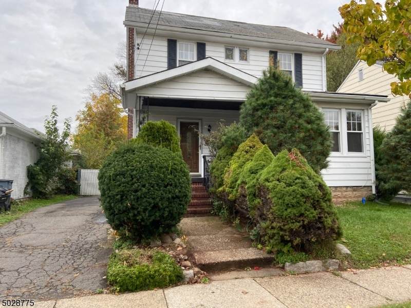732 Dewitt St - Photo 1