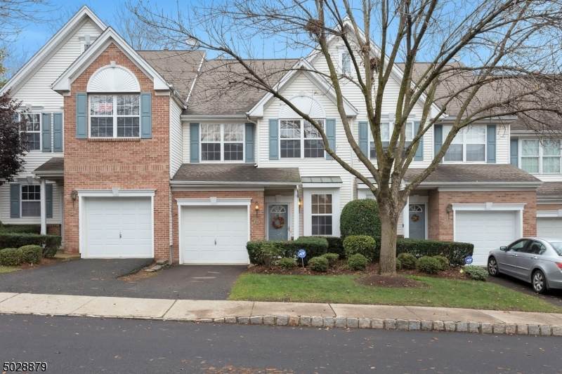 124 Stratford Dr - Photo 1