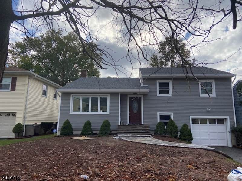2512 Leslie St - Photo 1