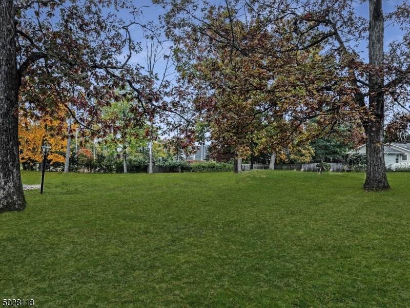 24 Coventry Rd - Photo 1
