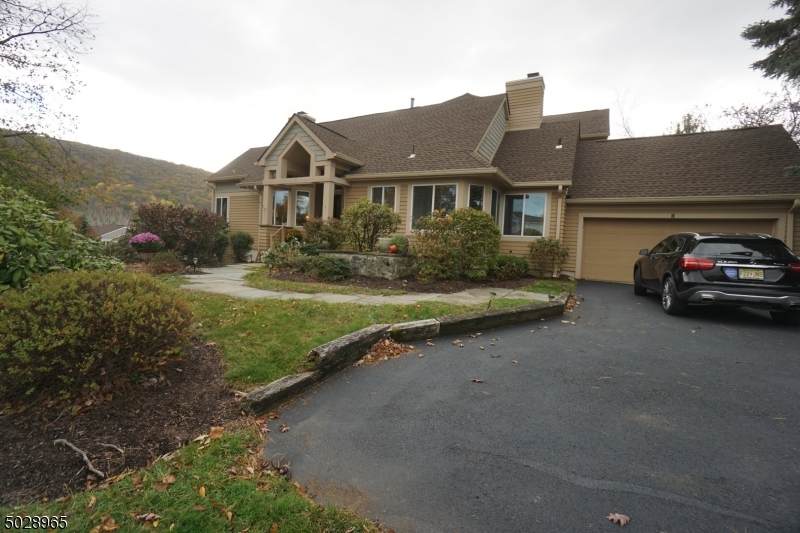 1 Sugar Maple Ln - Photo 1