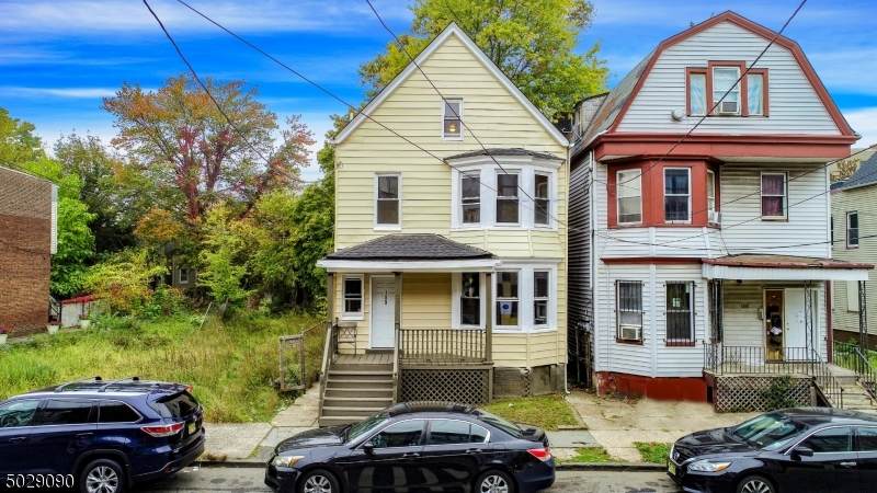 109 S 9Th St - Photo 1