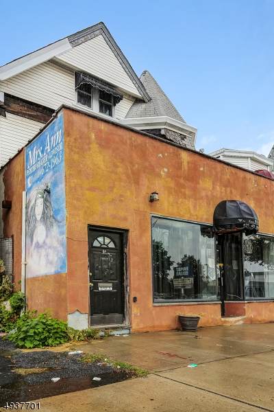 44 Central Ave - Photo 1