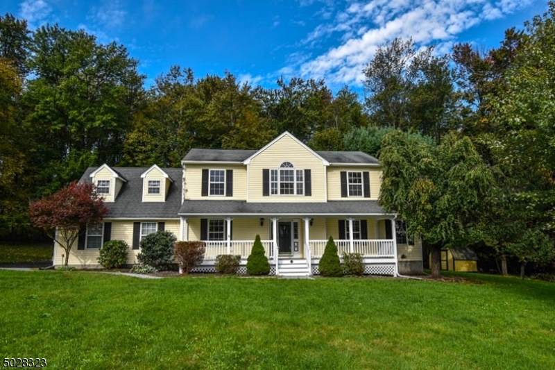 23 Eastfield Dr - Photo 1